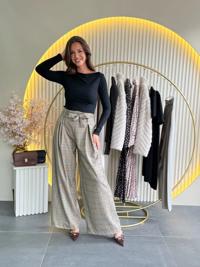 Bluza crna basic CHF5612