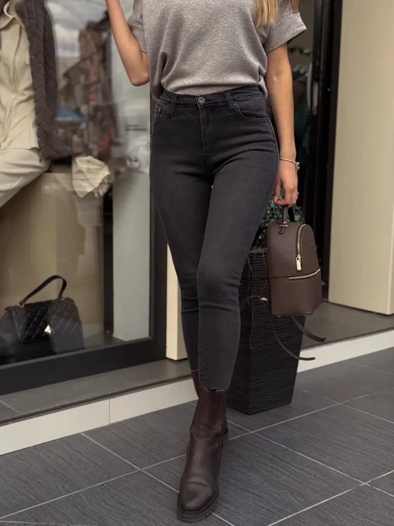 Farmerice slim – visoki struk 011-649