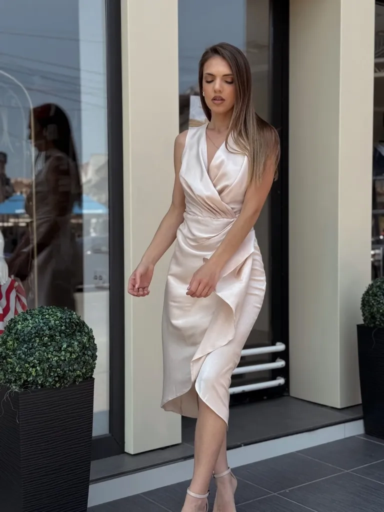 Haljina bež sa karnerima FER77419